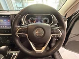 2015 Jeep Cherokee 4WD SUV for sale, Japanese used car export - photo 3 of 10 | GULJI TRADERS