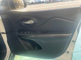 2015 Jeep Cherokee 4WD SUV for sale, Japanese used car export - photo 12 of 24 | GULJI TRADERS