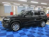 2016 Jeep Cherokee 4WD Bluetooth SUV for sale, Japanese used car export - photo 10 of 58 | GULJI TRADERS
