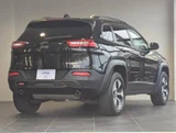 2017 Jeep Cherokee 4WD SUV for sale, Japanese used car export - photo 2 of 10 | GULJI TRADERS