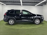 2018 Jeep Cherokee Longitude SUV for sale, Japanese used car export - photo 15 of 20 | GULJI TRADERS