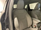 2018 Jeep Cherokee 4WD SUV for sale, Japanese used car export - photo 22 of 24 | GULJI TRADERS