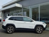 2018 Jeep Cherokee SUV for sale, Japanese used car export - photo 8 of 23 | GULJI TRADERS
