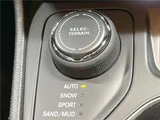 2019 Jeep Cherokee SUV for sale, Japanese used car export - photo 20 of 30 | GULJI TRADERS