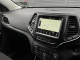 2019 Jeep Cherokee 4WD SUV for sale, Japanese used car export - photo 16 of 24 | GULJI TRADERS