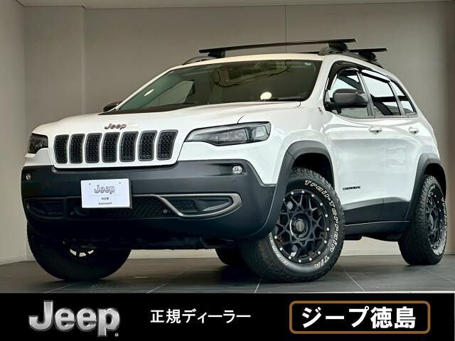 2019 Jeep Cherokee 4WD . - photo 1 2019 Jeep Cherokee 4WD . SUV for sale, Japanese used car export - photo 1 of 10 | GULJI TRADERS