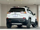 2019 Jeep Cherokee 4WD . SUV for sale, Japanese used car export - photo 8 of 10 | GULJI TRADERS