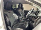 2019 Jeep Cherokee 4WD . SUV for sale, Japanese used car export - photo 4 of 10 | GULJI TRADERS