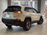 2019 Jeep Cherokee 4WD . SUV for sale, Japanese used car export - photo 9 of 10 | GULJI TRADERS