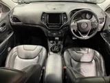 2019 Jeep Cherokee 4WD . SUV for sale, Japanese used car export - photo 3 of 10 | GULJI TRADERS