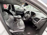 2019 Jeep Cherokee SUV for sale, Japanese used car export - photo 10 of 20 | GULJI TRADERS