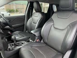 2019 Jeep Cherokee SUV for sale, Japanese used car export - photo 17 of 30 | GULJI TRADERS