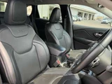 2019 Jeep Cherokee SUV for sale, Japanese used car export - photo 15 of 30 | GULJI TRADERS