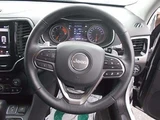 2020 Jeep Cherokee LTD 4WD SUV for sale, Japanese used car export - photo 9 of 20 | GULJI TRADERS