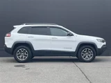 2021 Jeep Cherokee 4WD SUV for sale, Japanese used car export - photo 19 of 23 | GULJI TRADERS