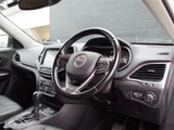 2021 Jeep Cherokee 4WD SUV for sale, Japanese used car export - photo 24 of 24 | GULJI TRADERS