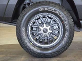 2007 Jeep Commander 4.7 4WD Sedan for sale, Japanese used car export - photo 29 of 73 | GULJI TRADERS