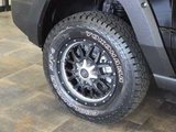 2007 Jeep Commander 4.7 4WD Sedan for sale, Japanese used car export - photo 42 of 73 | GULJI TRADERS