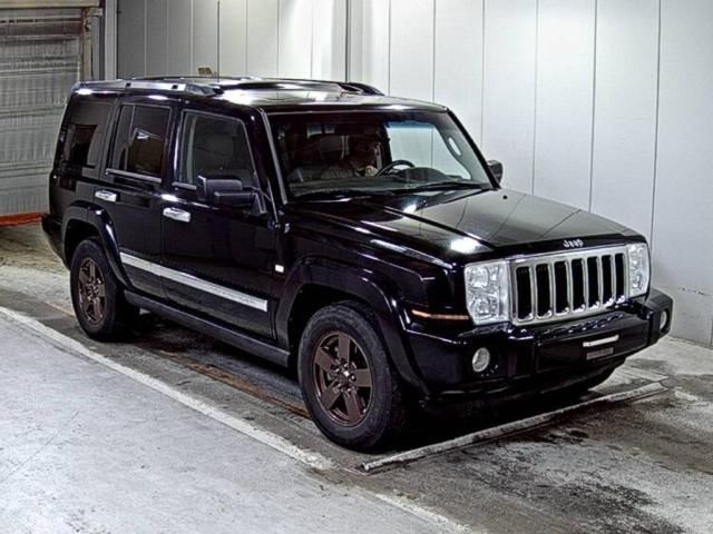 2009 Jeep Commander 4WD - photo 1 2009 Jeep Commander 4WD Sedan for sale, Japanese used car export - photo 1 of 3 | GULJI TRADERS
