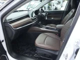 2023 Jeep Commander Diesel Turbo 4WD Sedan for sale, Japanese used car export - photo 35 of 45 | GULJI TRADERS