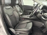 2023 Jeep Commander Longitude Sedan for sale, Japanese used car export - photo 7 of 20 | GULJI TRADERS
