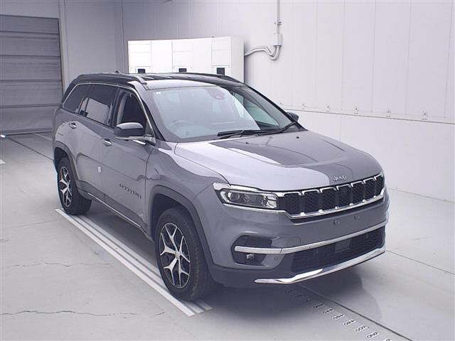 2023 Jeep Commander LTD 4X4 4WD Sedan for sale, Japanese used car export - photo 1 of 11 | GULJI TRADERS