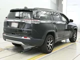 2023 Jeep Commander 4WD Sedan for sale, Japanese used car export - photo 2 of 12 | GULJI TRADERS