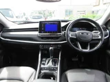 2024 Jeep Commander Diesel Turbo 4WD Sedan for sale, Japanese used car export - photo 18 of 48 | GULJI TRADERS