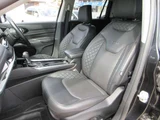 2024 Jeep Commander Diesel Turbo 4WD Sedan for sale, Japanese used car export - photo 40 of 48 | GULJI TRADERS