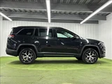 2024 Jeep Commander Limited Sedan for sale, Japanese used car export - photo 15 of 20 | GULJI TRADERS