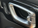 2024 Jeep Commander 4WD Sedan for sale, Japanese used car export - photo 20 of 24 | GULJI TRADERS