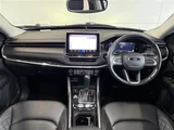 2024 Jeep Commander 4WD Sedan for sale, Japanese used car export - photo 3 of 24 | GULJI TRADERS