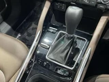 2026 Jeep Commander Diesel Turbo 4WD Sedan for sale, Japanese used car export - photo 5 of 10 | GULJI TRADERS