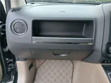 2012 Jeep Compass SUV for sale, Japanese used car export - photo 32 of 47 | GULJI TRADERS