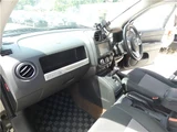 2014 Jeep Compass Sport SUV for sale, Japanese used car export - photo 27 of 44 | GULJI TRADERS