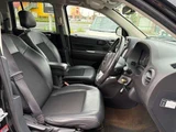 2014 Jeep Compass 4WD SUV for sale, Japanese used car export - photo 6 of 9 | GULJI TRADERS