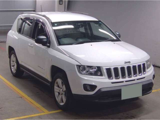 2017 Jeep Compass 4WD SUV for sale, Japanese used car export - photo 1 of 6 | GULJI TRADERS