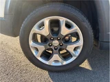 2018 Jeep Compass SUV for sale, Japanese used car export - photo 18 of 45 | GULJI TRADERS