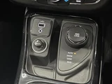 2018 Jeep Compass 4WD SUV for sale, Japanese used car export - photo 21 of 24 | GULJI TRADERS