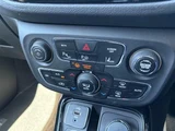 2018 Jeep Compass SUV for sale, Japanese used car export - photo 15 of 30 | GULJI TRADERS