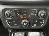 2019 Jeep Compass 4WD SUV for sale, Japanese used car export - photo 38 of 57 | GULJI TRADERS