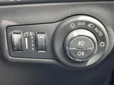 2019 Jeep Compass 4WD SUV for sale, Japanese used car export - photo 20 of 24 | GULJI TRADERS