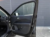 2019 Jeep Compass 4WD SUV for sale, Japanese used car export - photo 12 of 24 | GULJI TRADERS