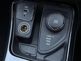 2019 Jeep Compass 4WD SUV for sale, Japanese used car export - photo 21 of 24 | GULJI TRADERS