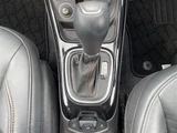 2020 Jeep Compass 4WD SUV for sale, Japanese used car export - photo 21 of 24 | GULJI TRADERS