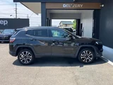 2022 Jeep Compass SUV for sale, Japanese used car export - photo 3 of 9 | GULJI TRADERS