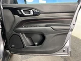 2024 Jeep Compass SUV for sale, Japanese used car export - photo 23 of 30 | GULJI TRADERS