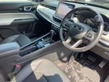 2025 Jeep Compass 4WD SUV for sale, Japanese used car export - photo 18 of 75 | GULJI TRADERS