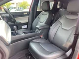 2025 Jeep Compass 4WD SUV for sale, Japanese used car export - photo 44 of 75 | GULJI TRADERS