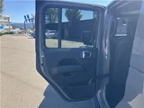 2023 Jeep Gladiator 4WD Jeep for sale, Japanese used car export - photo 21 of 61 | GULJI TRADERS